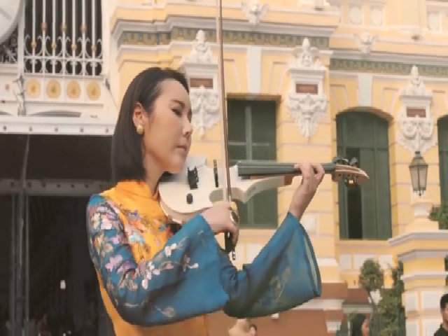 Nghệ sĩ Violin Hàn Quốc ra mắt MV 'Tôi yêu Việt Nam'